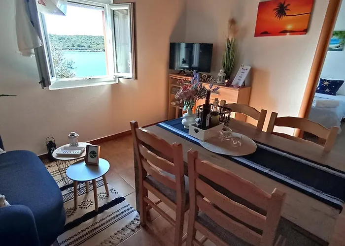 House Sea Laguna Ткон